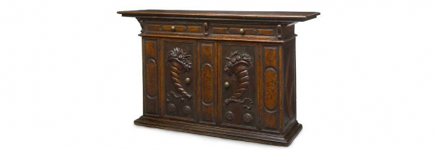 17th Century Italian Renaissance Carved Walnut Credenza With Carving