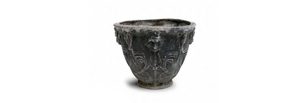 18th Century English Neoclassical Lead Garden Urn