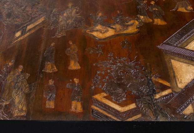 Wood coffee table w. top made from fragments of Chinese coromandel screen (3)