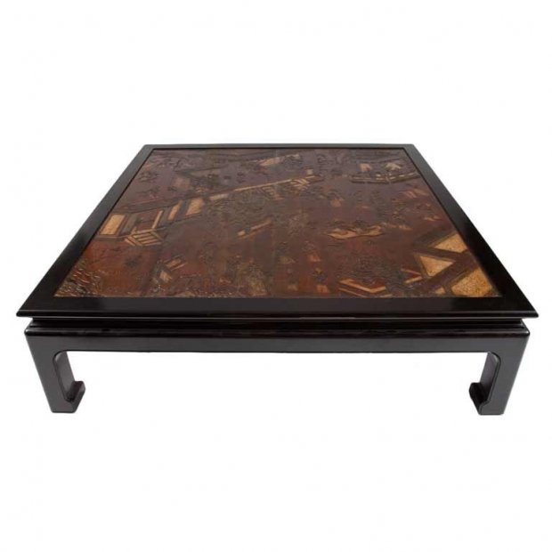 Wood coffee table w. top made from fragments of Chinese coromandel screen (4)