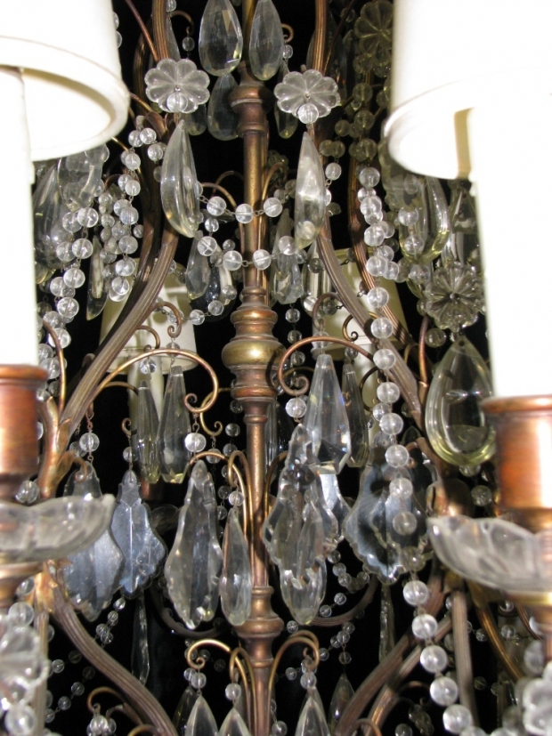 CH09  Antique Ventien cut crystal and beaded 10 light brass chandelier (3)