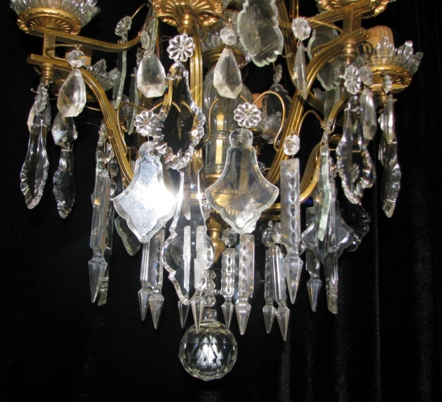 CH85  French gilt bronze and cut crystal 6 light chandelier Mid20C (4)