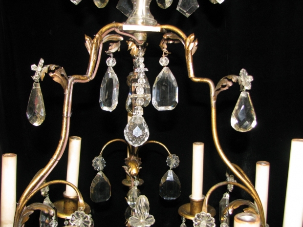 CH86 Fine 19c Italian cut crystal and bronze 8 light chandelier with a spire bronze center (2)
