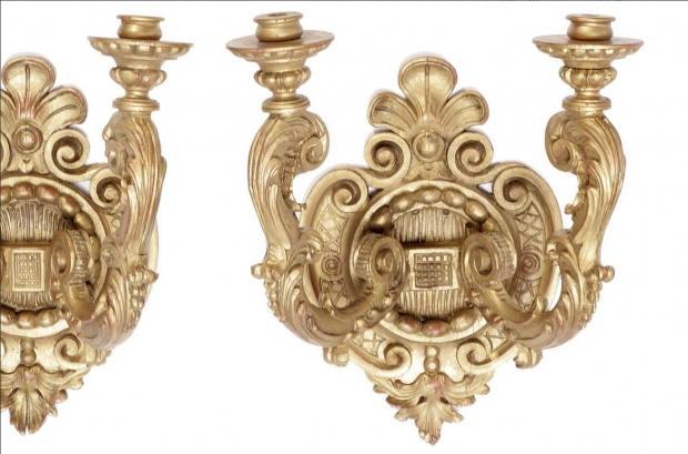 Pair 19c Italian Rococo Style carved giltwood 2L sconces (1)