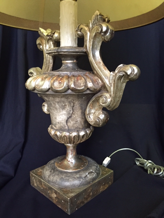 Italian Baroque style silver gilt urn form table lamp (13)