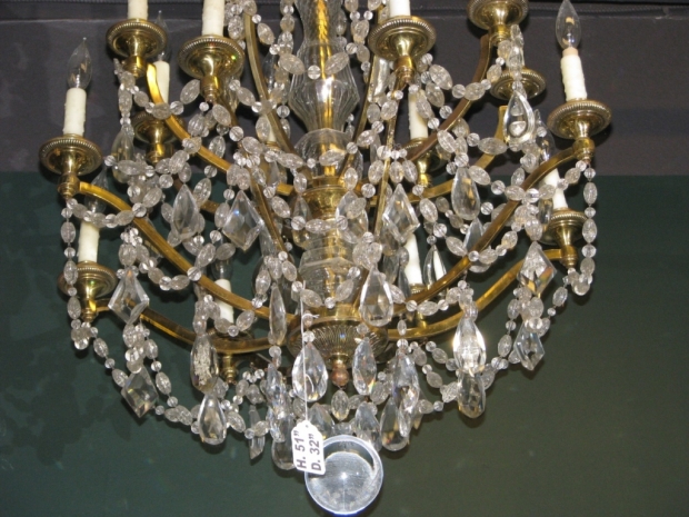 19c French Louis XV style Gilt bronze and cut crystal 12 Light Chandelier with swags (2)