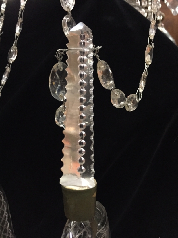 Impressive 19c English George III Style finely cut crystal 8 Light Chandelier (7)