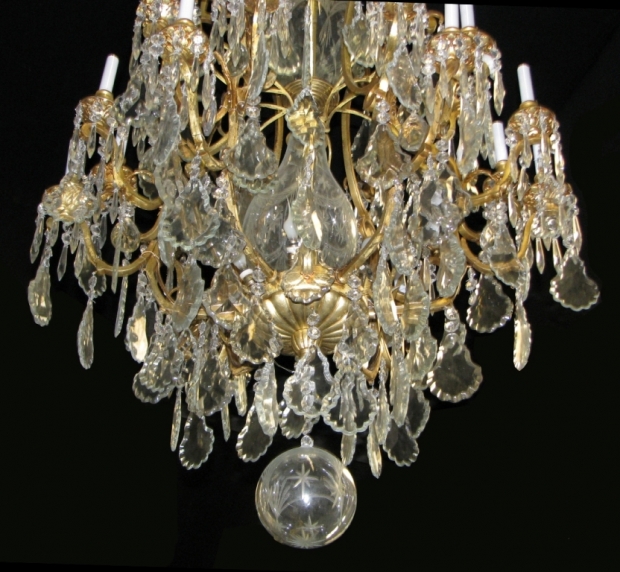 Impressive Pair French Louis XV style bronze and cut crystal 24 Light chandeliers (14)