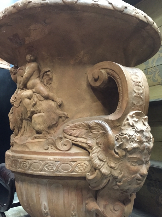 Important French Neoclassical style large terracotta garden urn (8)