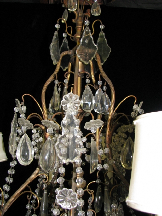 CH09  Antique Ventien cut crystal and beaded 10 light brass chandelier (2)