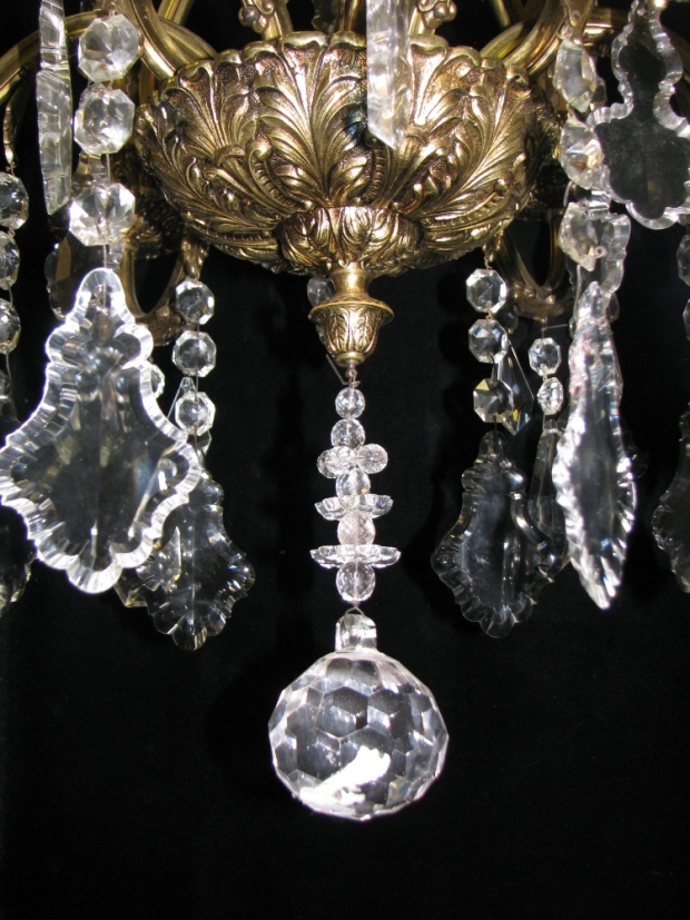 CH93 French cut crystal and gilt bronze 6 light chandelier (4)