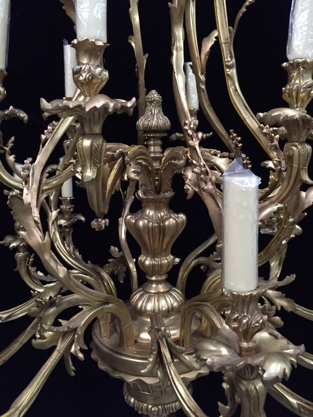 Impressive Pair French Louis XV style bronze 18 light chandelier (4)